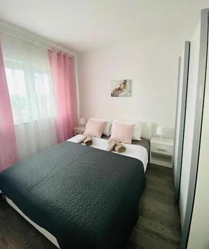 Villa Brazza Milna  Exteriör bild